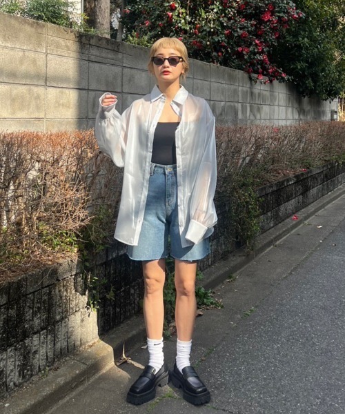 AMAIL(アマイル)の「Half cutting denim(デニムパンツ・レディース・ブルー・S/M)」の11枚目の写真