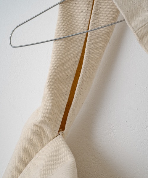 WHIMSIC（ウィムジック）の「【UNISEX】コットンキャンバスニュースペーパーバッグ（ショルダーバッグ・メンズ・ブラック/アイボリー/ブルー・FREE）」の15枚目の写真