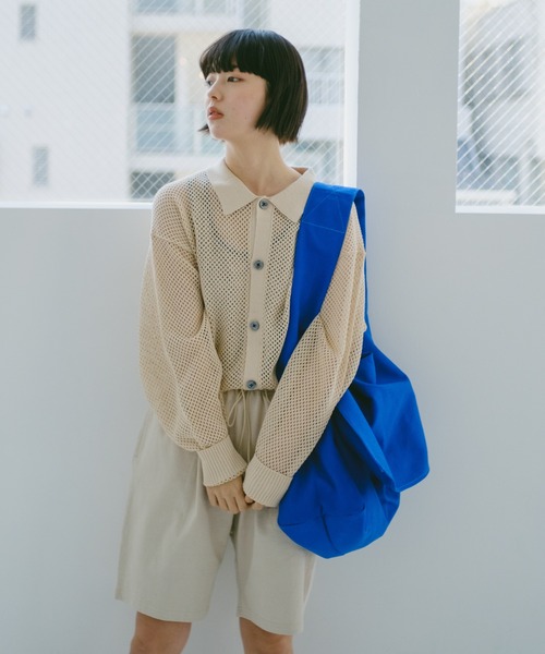 WHIMSIC（ウィムジック）の「【UNISEX】コットンキャンバスニュースペーパーバッグ（ショルダーバッグ・メンズ・ブラック/アイボリー/ブルー・FREE）」の8枚目の写真