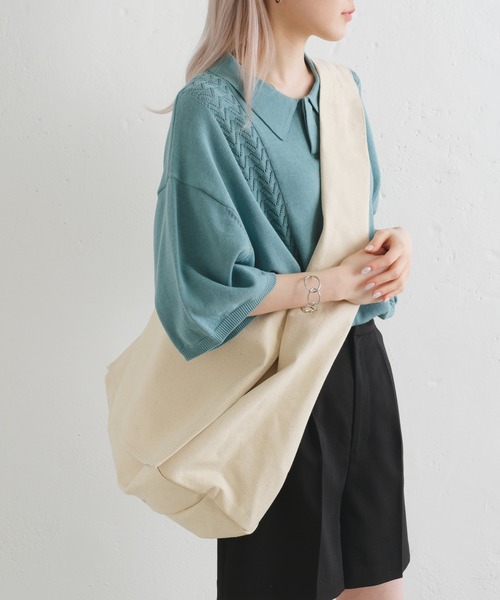 WHIMSIC（ウィムジック）の「【UNISEX】コットンキャンバスニュースペーパーバッグ（ショルダーバッグ・メンズ・ブラック/アイボリー/ブルー・FREE）」の22枚目の写真