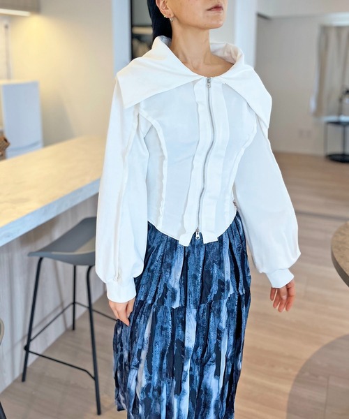 Jewelobe（ジュエローブ）の「ワイドカラージップアップトレーナー（ブルゾン・レディース・ホワイト/ブラック・FREE）」の5枚目の写真