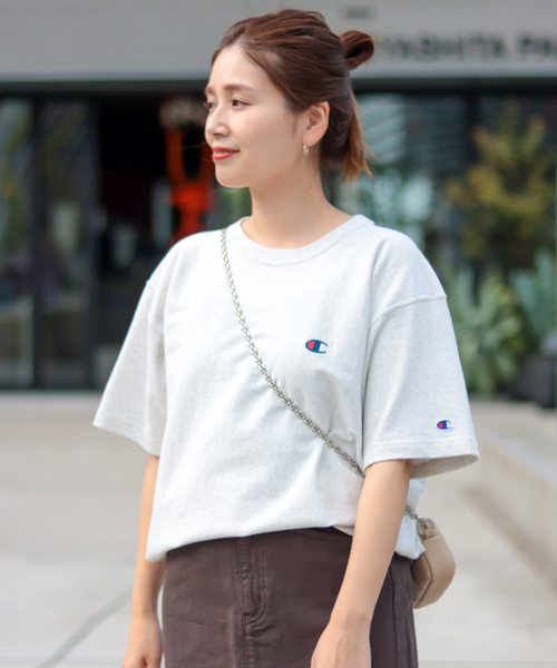 Champion（チャンピオン）の「【CHAMPION / チャンピオン】別注 リバースウィーブTシャツ（Tシャツ/カットソー・メンズ・ブラック/ホワイト/アイボリー/ブルー系その他・MEDIUM/LARGE/X-LARGE/XX-LARGE）」の2枚目の写真