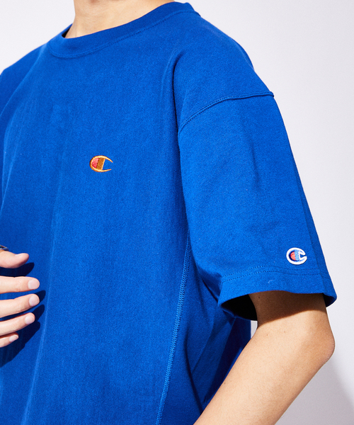 Champion（チャンピオン）の「【CHAMPION / チャンピオン】別注 リバースウィーブTシャツ（Tシャツ/カットソー・メンズ・ブラック/ホワイト/アイボリー/ブルー系その他・MEDIUM/LARGE/X-LARGE/XX-LARGE）」の8枚目の写真