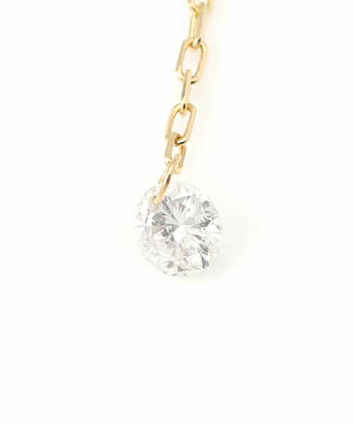 Lilas(リラ)の「ホールダイヤ4cmアメリカンピアス0.16CT K18(両耳)(ピアス(両耳用)・レディース・ゴールド・FREE)」の4枚目の写真