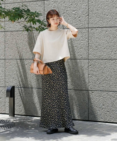 URBAN RESEARCH（アーバンリサーチ）の「クロップド丈カットソー（Tシャツ/カットソー・レディース・ブラウン/オフホワイト/その他1/ベージュ系その他・FREE）」の14枚目の写真