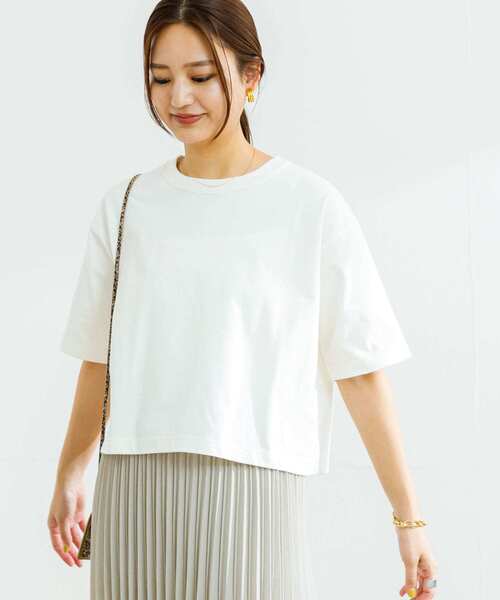 URBAN RESEARCH（アーバンリサーチ）の「クロップド丈カットソー（Tシャツ/カットソー・レディース・ブラウン/オフホワイト/その他1/ベージュ系その他・FREE）」の7枚目の写真