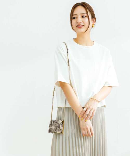 URBAN RESEARCH（アーバンリサーチ）の「クロップド丈カットソー（Tシャツ/カットソー・レディース・ブラウン/オフホワイト/その他1/ベージュ系その他・FREE）」の16枚目の写真