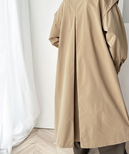 classicalelf（クラシカルエルフ）の「Aラインシルエットでお洒落＆上級見え。タックロングコート（トレンチコート・レディース・グレイッシュベージュ/ベージュ・LARGE/MEDIUM/SMALL/X-LARGE）」の17枚目の写真