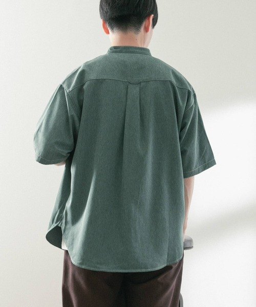 ITEMS URBANRESEARCH（アイテムズ アーバンリサーチ）の「イージーケア バンドカラー半袖シャツ（シャツ/ブラウス・メンズ・ブルー/ライトグレー/グリーン/イエロー・MEDIUM/LARGE）」の21枚目の写真