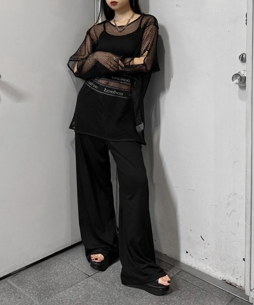 LVEU.(ラブユ.)の「Logo camisole set up / ロゴキャミソールセットアップ(セットアップ・レディース・ブラック/グレー・FREE)」の4枚目の写真