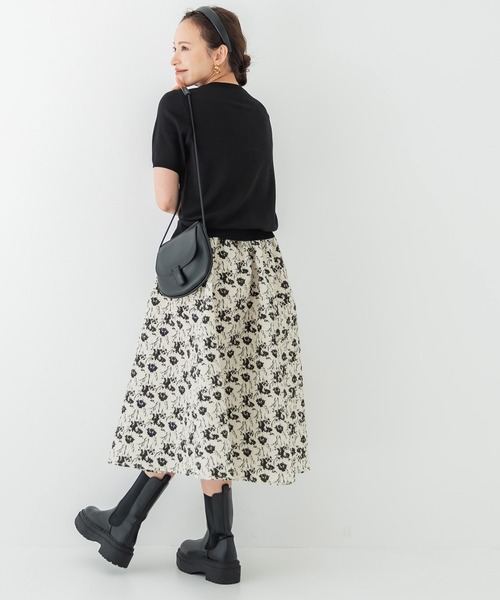 coca(coca)(コカ)の「上品エンボス花柄ギャザースカート(スカート・レディース・アイボリー/ブラック・L/M)」の5枚目の写真