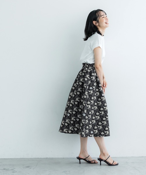 Nabi House2025 極美品ストロベリーエンボスギャザースカート等 coca（coca）（コカ）の「上品エンボス花柄ギャザースカート