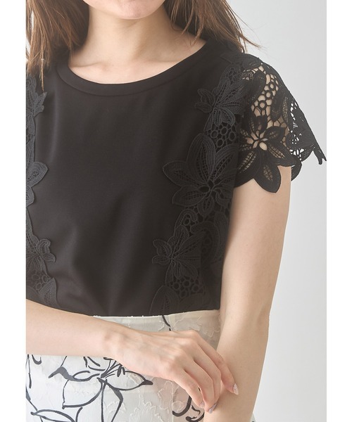 tocco closet(トッコ クローゼット)の「サイドフラワーレース付きカットプルオーバー(Tシャツ/カットソー・レディース・ブラック/ネイビー/グレー/オフホワイト・M)」の13枚目の写真
