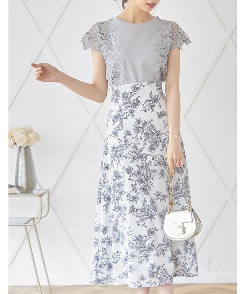 tocco closet(トッコ クローゼット)の「サイドフラワーレース付きカットプルオーバー(Tシャツ/カットソー・レディース・ブラック/ネイビー/グレー/オフホワイト・M)」の16枚目の写真