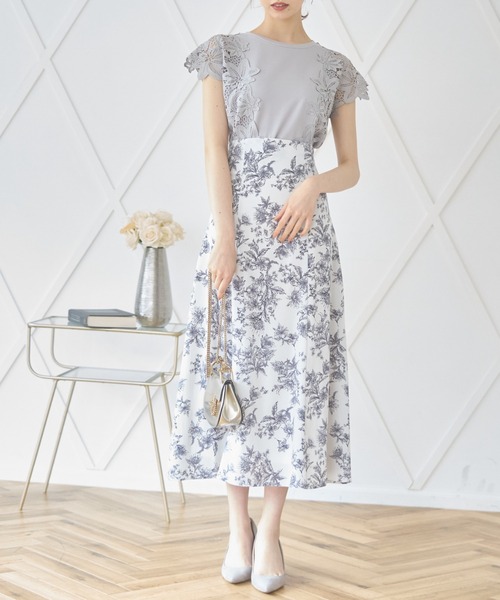 tocco closet(トッコ クローゼット)の「サイドフラワーレース付きカットプルオーバー(Tシャツ/カットソー・レディース・ブラック/ネイビー/グレー/オフホワイト・M)」の15枚目の写真