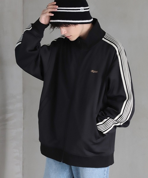 SIGNAL SPORTS（シグナルスポーツ）の「【SIGNAL SPORTS】ワンポイント刺繍/ライントラックジャケット（ブルゾン・メンズ・ライトブルー/ブラック・LARGE/MEDIUM/SMALL）」の4枚目の写真