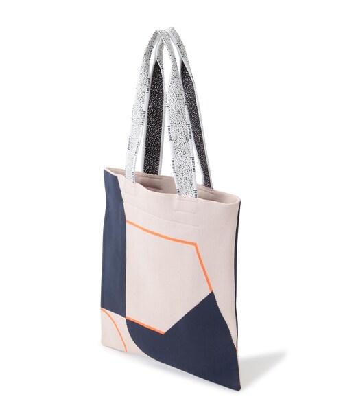 Tricote（トリコテ）の「ニットトートバッグ（トートバッグ・レディース・ベージュ系その他3・ﾌﾘ-）」の3枚目の写真