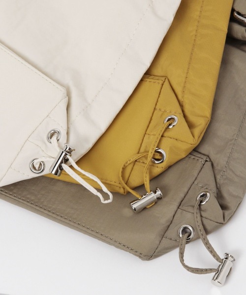 GLOBAL WORK(グローバルワーク)の「撥水軽量ミニショルダー/969858(ショルダーバッグ・レディース・ブラック/アイボリー/マスタード/カーキ/レオパード/ピンク/その他9/ライトブルー/グレー/ベージュ/レッド・ONE SIZE)」の20枚目の写真