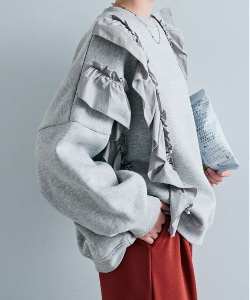 kirakiraShop(キラキラショップ)の「裏起毛 ラッフル スウェット プルオーバー(スウェット・レディース・オフホワイト/ブラック/杢グレー/チャコール/ネイビー/カーキ・FREE)」の9枚目の写真