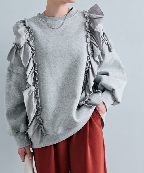 kirakiraShop(キラキラショップ)の「裏起毛 ラッフル スウェット プルオーバー(スウェット・レディース・オフホワイト/ブラック/杢グレー/チャコール/ネイビー/カーキ・FREE)」の7枚目の写真