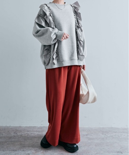 kirakiraShop(キラキラショップ)の「裏起毛 ラッフル スウェット プルオーバー(スウェット・レディース・オフホワイト/ブラック/杢グレー/チャコール/ネイビー/カーキ・FREE)」の13枚目の写真