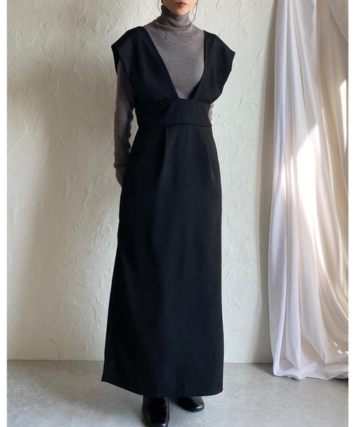 She's Closet（シーズクローゼット）の「ハイウエスト深Vネックロングジャンパースカートワンピース（ジャンパースカート・レディース・ブラック/ブラウン・FREE）」の3枚目の写真