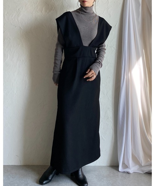 She's Closet（シーズクローゼット）の「ハイウエスト深Vネックロングジャンパースカートワンピース（ジャンパースカート・レディース・ブラック/ブラウン・FREE）」の14枚目の写真