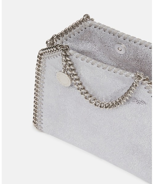 STELLA McCARTNEY（ステラマッカートニー）の「Falabella Tiny Tote Bag / ファラベラ タイニー トートバッグ（ショルダーバッグ・レディース・シルバー・ONE SIZE）」の4枚目の写真