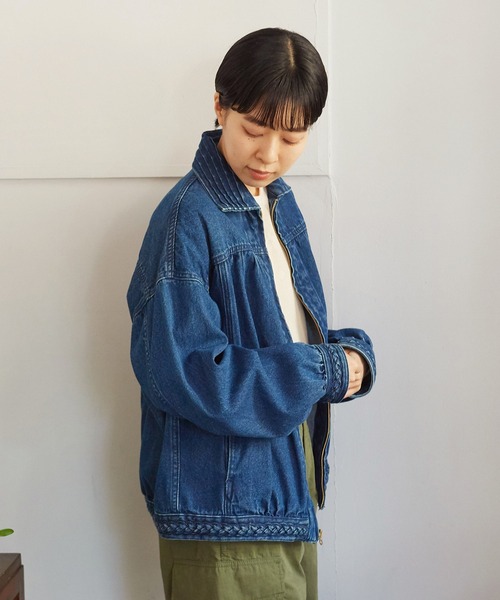 CHILD WOMAN（チャイルドウーマン）の「☆10ozデニム　三つ編みギャザーBIGブルゾン（ブルゾン・レディース・ブルー・FREE）」の4枚目の写真