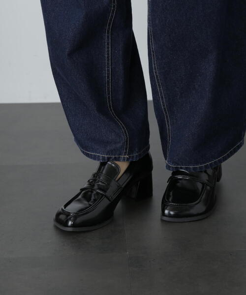 FREE'S MART（フリーズマート）の「ヒールローファー（ローファー・レディース・ベージュ/ブラック・MEDIUM/SMALL）」の5枚目の写真