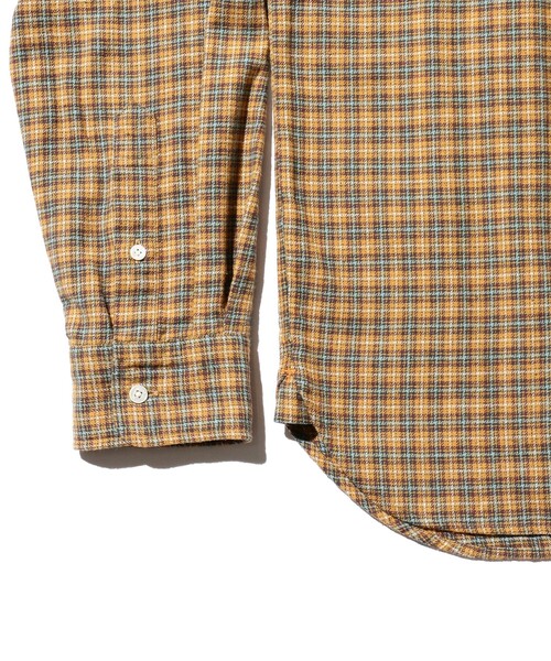 BEAMS PLUS（ビームスプラス）の「フランネル ミニチェック ボタンダウン シャツ（シャツ/ブラウス・メンズ・レッド/ブルー/イエロー・XS/XL/L/M/S）」の17枚目の写真