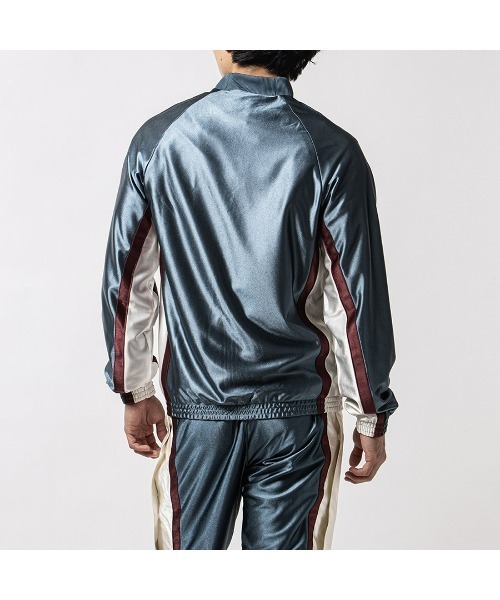 Reebok（リーボック）の「バスケットボール ウォームアップ ジャケット / BB WARM UP JKT（ナイロンジャケット・メンズ・ブラック/ブルー系その他・MEDIUM/LARGE/X-LARGE/XX-LARGE/X-SMALL/SMALL）」の10枚目の写真