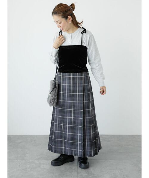 Lugnoncure(ルノンキュール)の「もちもちクルーネックカーディガン(カーディガン/ボレロ・レディース・ブラック/オレンジ/ブルー/グレー・F)」の10枚目の写真