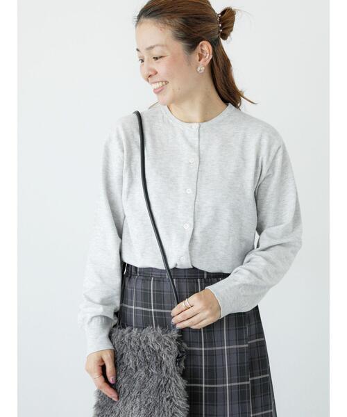 Lugnoncure(ルノンキュール)の「もちもちクルーネックカーディガン(カーディガン/ボレロ・レディース・ブラック/オレンジ/ブルー/グレー・F)」の11枚目の写真