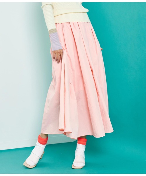 Settimissimo（セッティミッシモ）の「タフタ ギャザー フレア マキシ丈 スカート ロング（スカート・レディース・ライトグレー/ピンク/ブラック・FREE）」の17枚目の写真