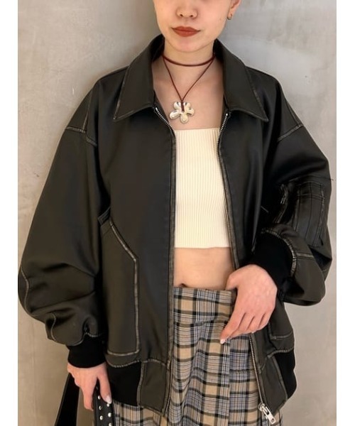 SLY(スライ)の「SLY PATCH CROPPED KNIT CAMI スライ パッチ クロップド ニット キャミソール(キャミソール・レディース・グレー/ホワイト/ブラック・FREE)」の4枚目の写真