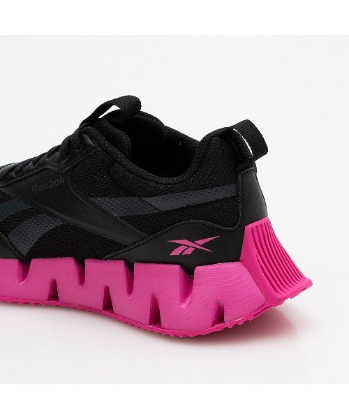 Reebok（リーボック）の「ジグ ダイナミカ STR / ZIG DYNAMICA STR SA（スニーカー・レディース・ブラック×ピンク/ホワイト/ベージュ/ブラック/ホワイト×ホワイト/ブラック×ホワイト・22.5cm/23.0cm/23.5cm/24.5cm/24.0cm/25.0cm/25.5cm/26.0cm）」の11枚目の写真