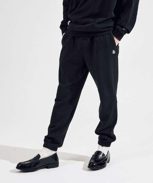 penguin BY MUNSINGWEAR（ペンギン バイ マンシングウェア）の「STANDARD SWEAT PANTS / スタンダードスウェットパンツ（スウェットパンツ・メンズ・ブラック/グレー/ネイビー・L/M/S/XL）」の2枚目の写真