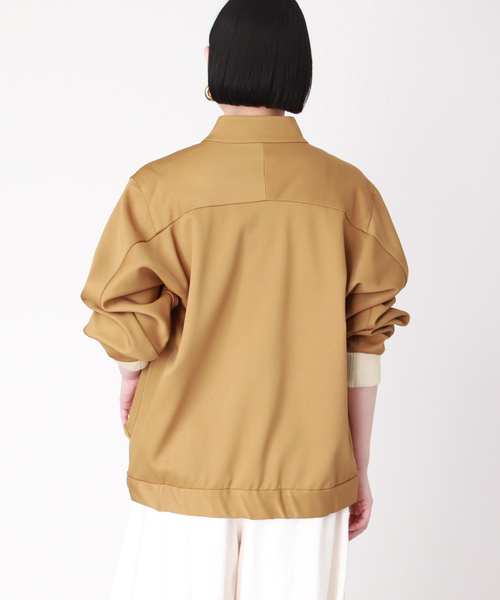VERMEIL par iena(ヴェルメイユパーイエナ)の「ツイルダブルクロススタンドカラーブルゾン(ブルゾン・レディース・ネイビー/キャメル・FREE)」の6枚目の写真