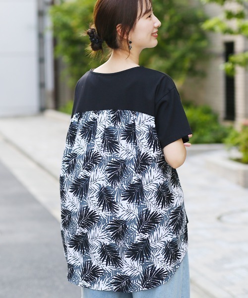 チチカカ(チチカカ)の「リーフプリントコンビプルオーバー(Tシャツ/カットソー・レディース・ブルー/ブラック・FREE)」の2枚目の写真