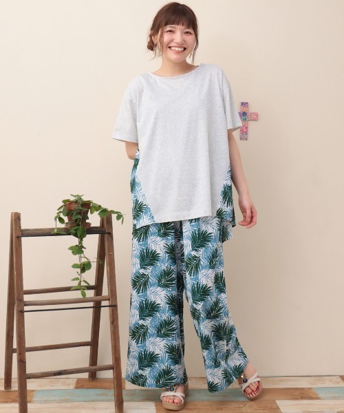 チチカカ(チチカカ)の「リーフプリントコンビプルオーバー(Tシャツ/カットソー・レディース・ブルー/ブラック・FREE)」の5枚目の写真