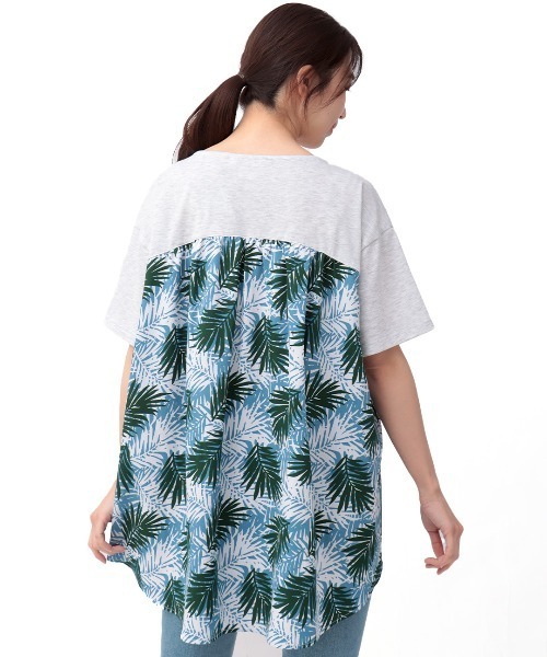 チチカカ(チチカカ)の「リーフプリントコンビプルオーバー(Tシャツ/カットソー・レディース・ブルー/ブラック・FREE)」の10枚目の写真