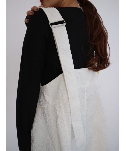 TRUNC（トランクエイティーエイト）の「Jacquard Zip Jumper Skirt（ジャンパースカート・レディース・アイボリー/ブラック・FREE）」の6枚目の写真