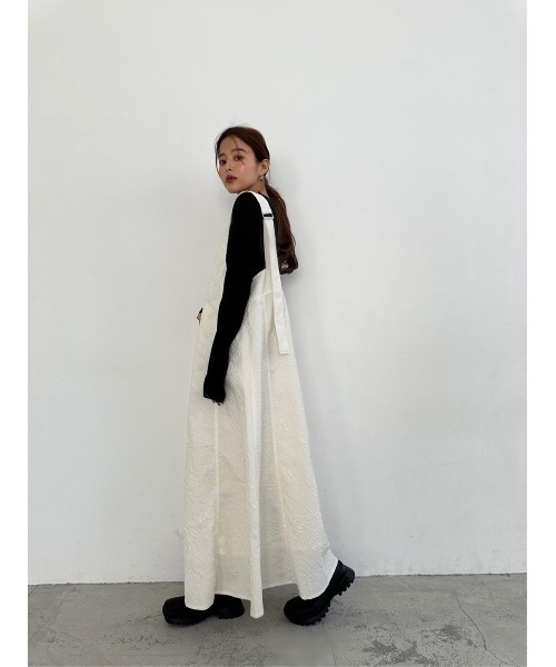 TRUNC（トランクエイティーエイト）の「Jacquard Zip Jumper Skirt（ジャンパースカート・レディース・アイボリー/ブラック・FREE）」の13枚目の写真