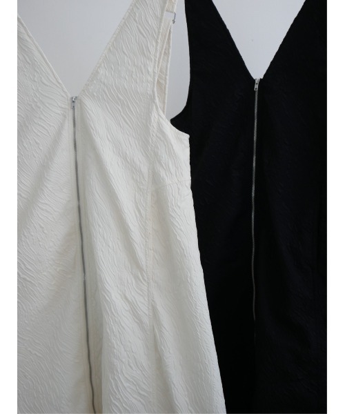 TRUNC（トランクエイティーエイト）の「Jacquard Zip Jumper Skirt（ジャンパースカート・レディース・アイボリー/ブラック・FREE）」の21枚目の写真