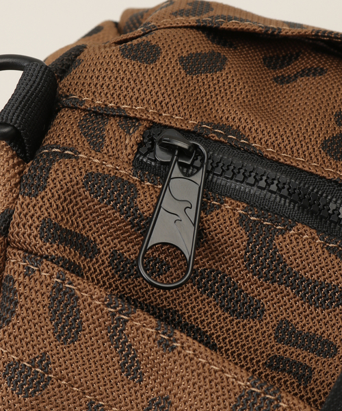 OUTDOOR PRODUCTS(アウトドアプロダクツ)の「141113 アニマルミニロールボストン(ボストンバッグ・レディース・ブラウン・FREE)」の11枚目の写真