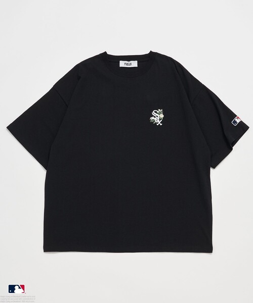 PUBLUX(パブリュクス)の「MLB/エムエルビー MLB 別注 フラワーロゴTシャツ/ユニセックス/ワンポイント刺繍(限定展開)(Tシャツ/カットソー・メンズ・ネイビー/ホワイト系その他/ホワイト/ブラック・SMALL/MEDIUM/LARGE)」の12枚目の写真