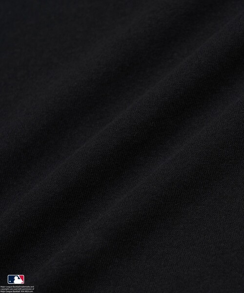 PUBLUX(パブリュクス)の「MLB/エムエルビー MLB 別注 フラワーロゴTシャツ/ユニセックス/ワンポイント刺繍(限定展開)(Tシャツ/カットソー・メンズ・ネイビー/ホワイト系その他/ホワイト/ブラック・SMALL/MEDIUM/LARGE)」の5枚目の写真