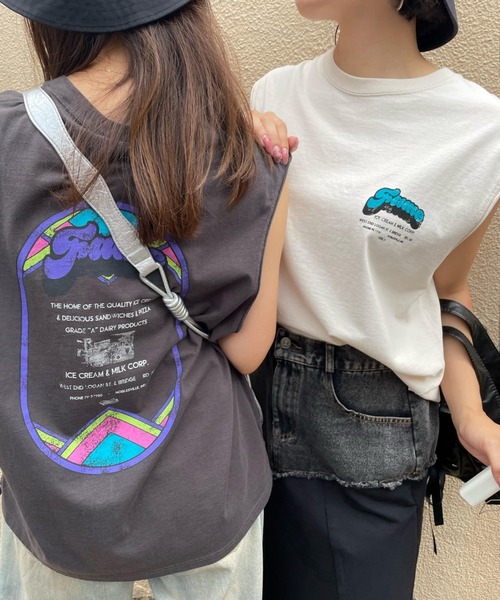 ENIM BY VICKY（エニムバイビッキー）の「アイスクリームフレンチTシャツ《洗濯機で洗える》（Tシャツ/カットソー・レディース・オフホワイト/チャコールグレー・M）」の2枚目の写真