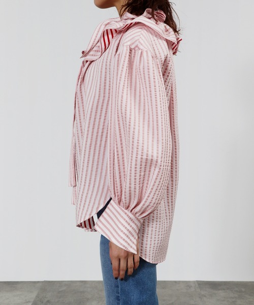 TITE IN THE STORE（ティテ　インザ　ストア）の「フリル衿ストライプブラウス（Tシャツ/カットソー・レディース・レッド/ブルー・FREE）」の18枚目の写真